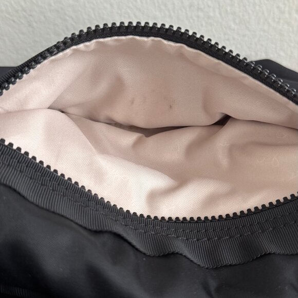 Lululemon - Festival Bag in Black - Picture 12 of 16